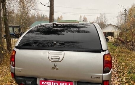 Mitsubishi L200 IV рестайлинг, 2011 год, 1 300 000 рублей, 2 фотография