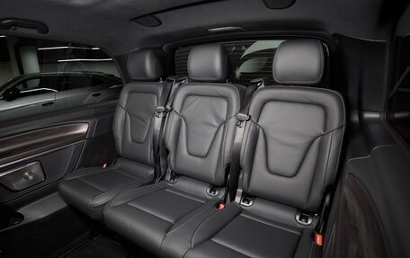 Mercedes-Benz V-Класс, 2025 год, 14 900 000 рублей, 21 фотография