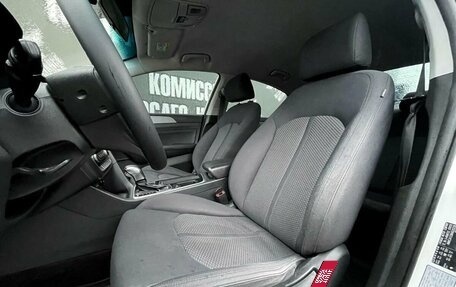 Hyundai Sonata VII, 2018 год, 1 280 000 рублей, 10 фотография