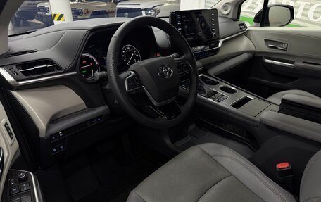 Toyota Sienna, 2022 год, 5 150 000 рублей, 5 фотография