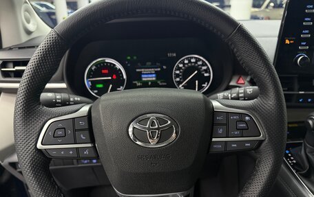 Toyota Sienna, 2022 год, 5 150 000 рублей, 9 фотография