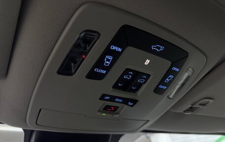 Toyota Sienna, 2022 год, 5 150 000 рублей, 14 фотография