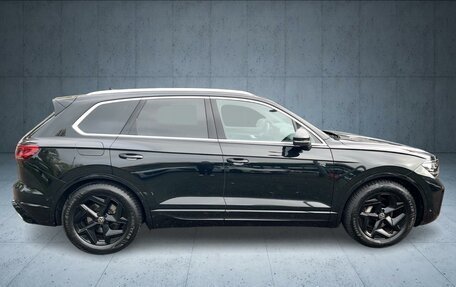 Volkswagen Touareg III, 2024 год, 11 278 000 рублей, 3 фотография