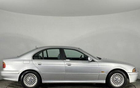BMW 5 серия, 2001 год, 730 000 рублей, 11 фотография