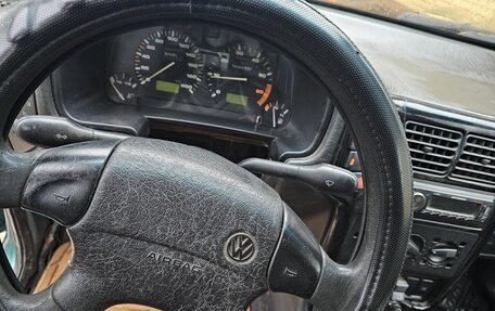 Volkswagen Polo III рестайлинг, 1997 год, 195 000 рублей, 4 фотография