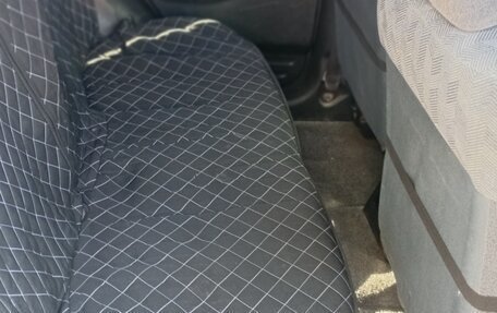 Mitsubishi Pajero iO, 2001 год, 250 000 рублей, 26 фотография