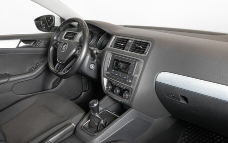 Volkswagen Jetta VI, 2018 год, 1 455 400 рублей, 4 фотография