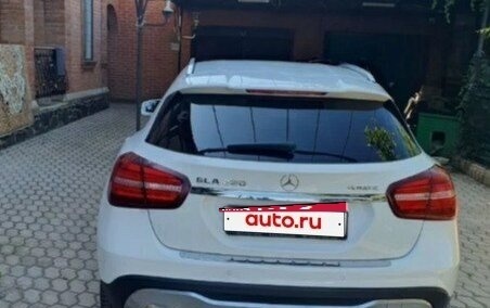 Mercedes-Benz GLA, 2019 год, 2 500 000 рублей, 6 фотография