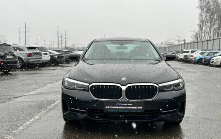 BMW 5 серия, 2021 год, 4 599 000 рублей, 2 фотография