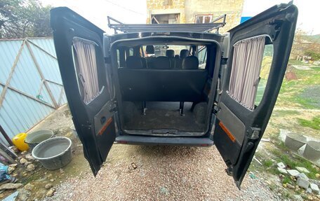 Opel Vivaro A рестайлинг, 2005 год, 1 350 000 рублей, 15 фотография