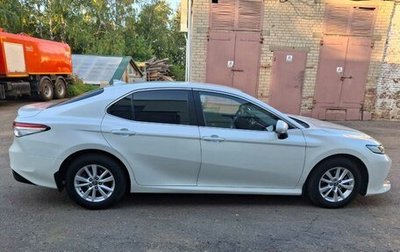 Toyota Camry, 2019 год, 2 500 000 рублей, 1 фотография