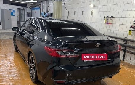 Toyota Camry, 2024 год, 3 890 000 рублей, 4 фотография
