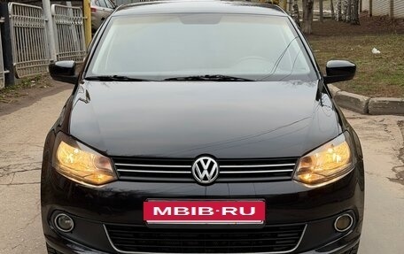 Volkswagen Polo VI (EU Market), 2012 год, 675 000 рублей, 2 фотография