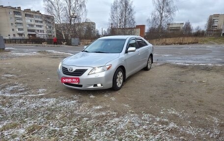 Toyota Camry, 2007 год, 800 000 рублей, 1 фотография