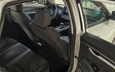 Geely Emgrand, 2024 год, 1 799 000 рублей, 8 фотография