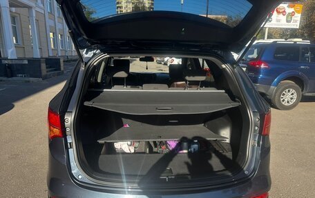 Hyundai Santa Fe III рестайлинг, 2012 год, 1 400 000 рублей, 17 фотография