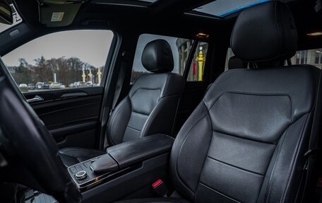 Mercedes-Benz GLS, 2016 год, 4 800 000 рублей, 12 фотография