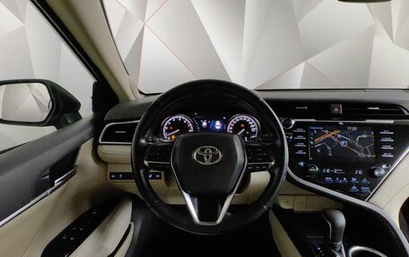 Toyota Camry, 2018 год, 2 399 000 рублей, 15 фотография