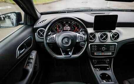 Mercedes-Benz GLA, 2017 год, 2 499 000 рублей, 12 фотография