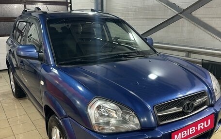 Hyundai Tucson III, 2008 год, 830 000 рублей, 2 фотография
