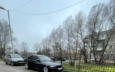 BMW 3 серия, 2004 год, 899 000 рублей, 7 фотография