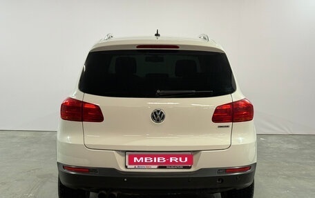 Volkswagen Tiguan I, 2011 год, 1 050 000 рублей, 16 фотография