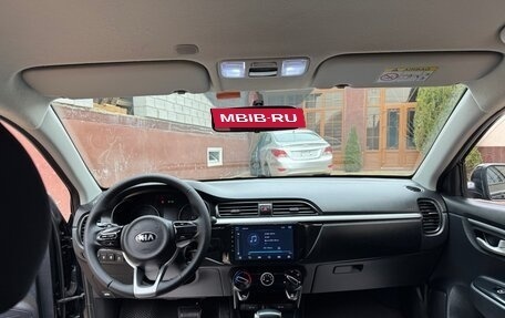 KIA Rio IV, 2018 год, 990 000 рублей, 7 фотография