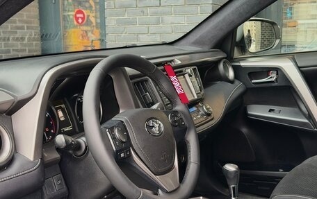 Toyota RAV4, 2016 год, 1 970 000 рублей, 7 фотография