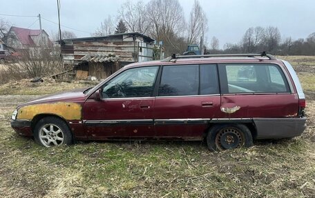 Opel Omega A, 1992 год, 65 000 рублей, 2 фотография