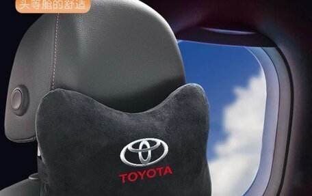 Toyota Yaris Cross, 2020 год, 2 370 000 рублей, 19 фотография