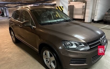 Volkswagen Touareg III, 2011 год, 1 650 000 рублей, 5 фотография