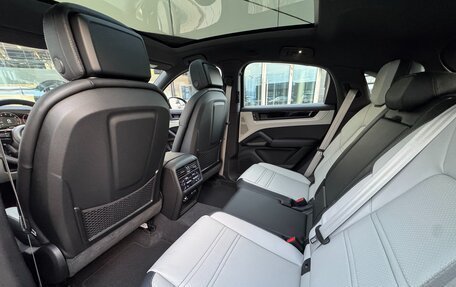 Porsche Cayenne III, 2025 год, 19 190 000 рублей, 26 фотография