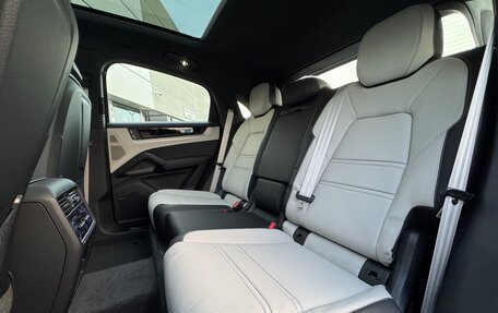 Porsche Cayenne III, 2025 год, 19 190 000 рублей, 28 фотография