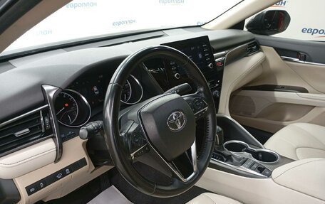 Toyota Camry, 2022 год, 3 545 000 рублей, 6 фотография