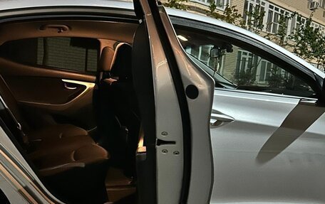 Hyundai Elantra V, 2012 год, 1 320 000 рублей, 5 фотография