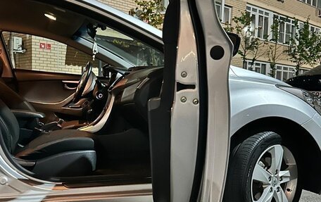 Hyundai Elantra V, 2012 год, 1 320 000 рублей, 6 фотография