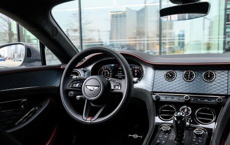 Bentley Continental GT, 2025 год, 30 777 156 рублей, 14 фотография