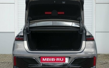 BMW 7 серия, 2025 год, 21 690 000 рублей, 27 фотография