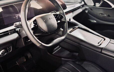 CheryExeed TXL, 2024 год, 3 900 000 рублей, 4 фотография