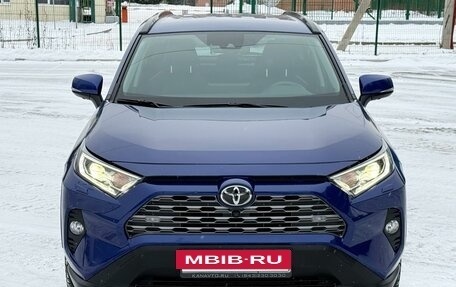 Toyota RAV4, 2022 год, 4 690 000 рублей, 6 фотография