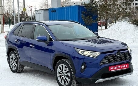 Toyota RAV4, 2022 год, 4 690 000 рублей, 4 фотография