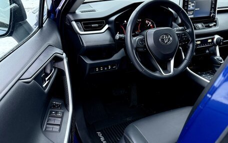 Toyota RAV4, 2022 год, 4 690 000 рублей, 20 фотография