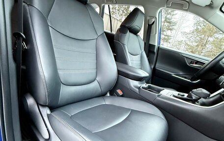 Toyota RAV4, 2022 год, 4 690 000 рублей, 24 фотография