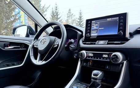 Toyota RAV4, 2022 год, 4 690 000 рублей, 25 фотография