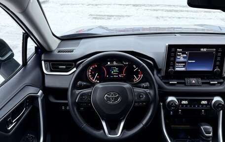 Toyota RAV4, 2022 год, 4 690 000 рублей, 28 фотография