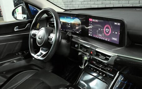 KIA K5, 2020 год, 2 900 000 рублей, 17 фотография