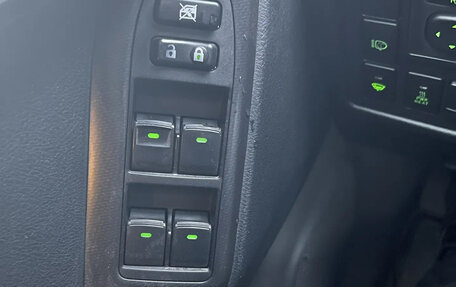 Toyota Land Cruiser Prado 150 рестайлинг 2, 2012 год, 2 350 000 рублей, 6 фотография