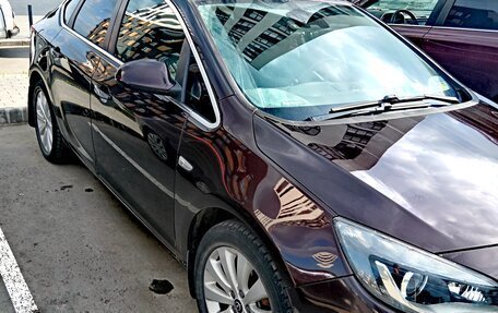 Opel Astra J, 2013 год, 820 000 рублей, 4 фотография