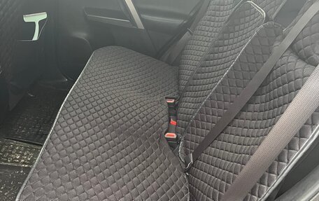 Toyota RAV4, 2016 год, 2 050 000 рублей, 9 фотография