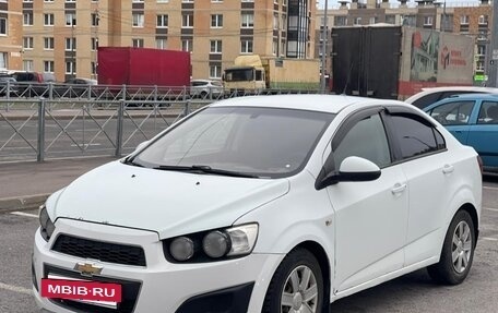 Chevrolet Aveo III, 2014 год, 455 555 рублей, 2 фотография